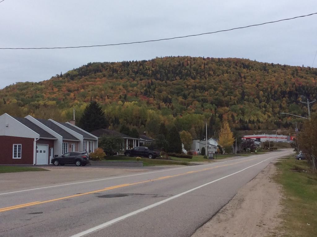 Camping Le 4 Chemins L'Anse-Saint-Jean Room photo