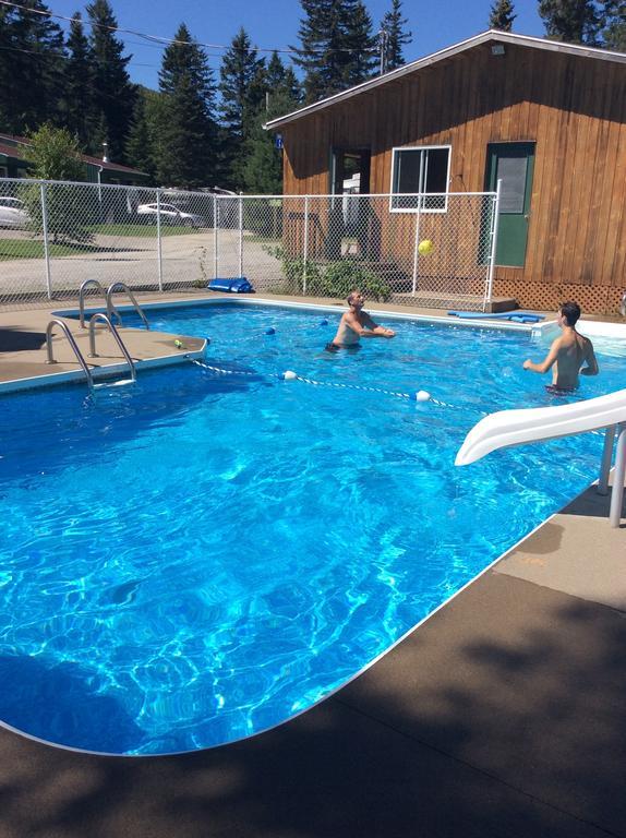 Camping Le 4 Chemins L'Anse-Saint-Jean Room photo